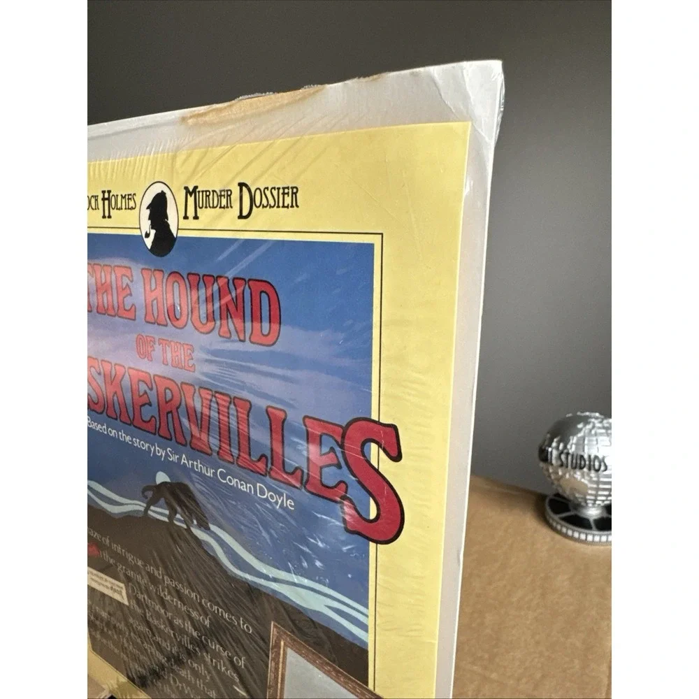 Sealed THE HOUND OF THE BASKERVILLES MURDER DOSSIER Arthur Conan‎ Doyle & Simon